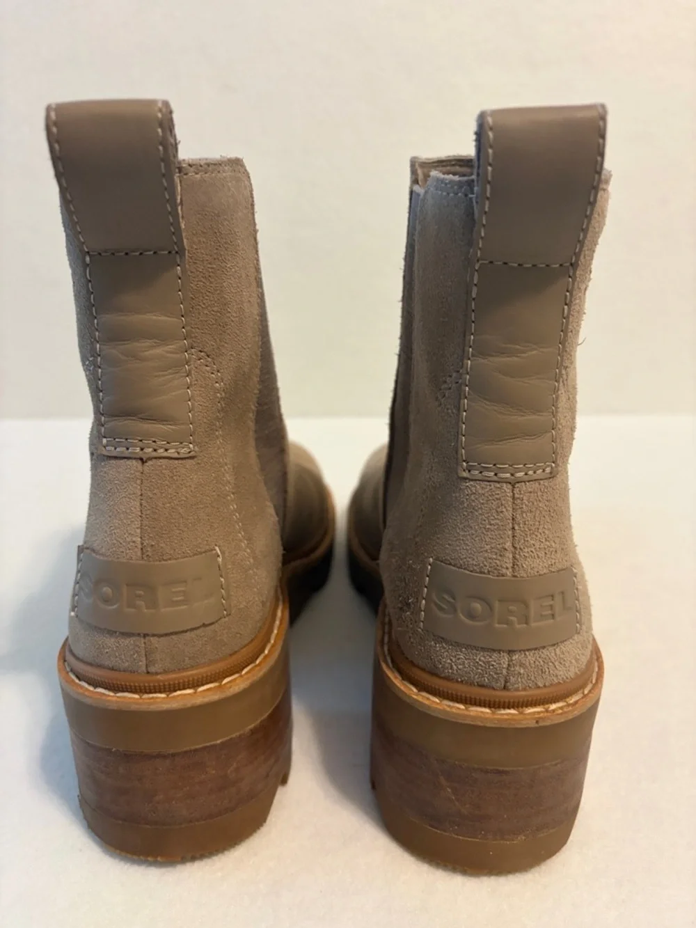 Sorel Chelsea Suede Waterproof Slip On boots, 7.5